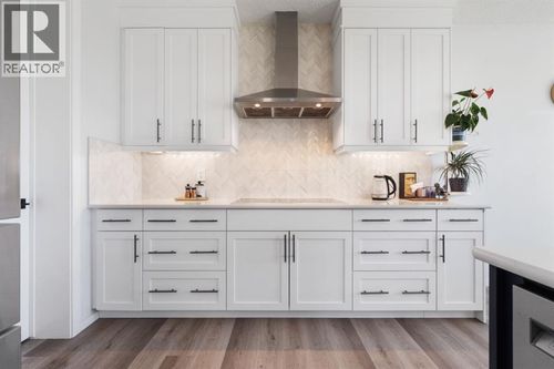 633 Windrow Manor Sw, Airdrie, AB, T4B5H5 | Card Image