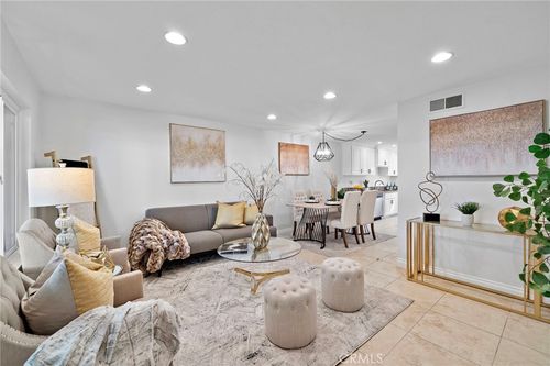 2338 Bunker Hill Way, Costa Mesa, CA, 92626-6516 | Card Image