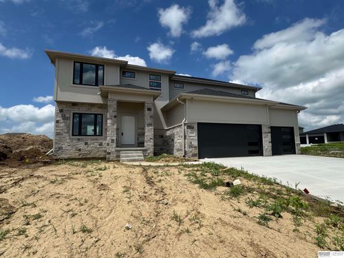 6332 N 207th St, Elkhorn, NE, 68022 | Card Image