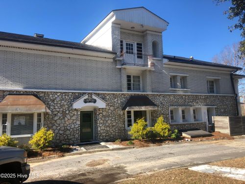 369 Holly Ridge Rd, Holly Ridge, NC, 28445-7573 | Card Image