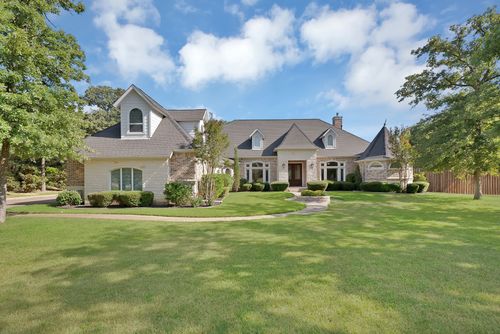 6204 Toscana Cir, Fort Worth, TX, 76140-8234 | Card Image