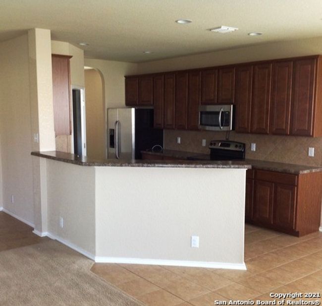 8715 Mediator Path, House other with 4 bedrooms, 3 bathrooms and null parking in Converse TX | Image 6