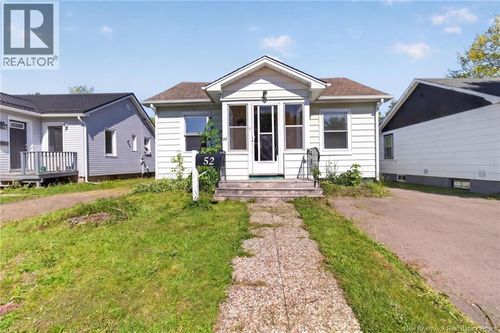 52 Airport St, Dieppe, NB, E1A2G4 | Card Image
