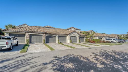 unit-201-5537 Palmer Cir, BRADENTON, FL, 34211-2586 | Card Image