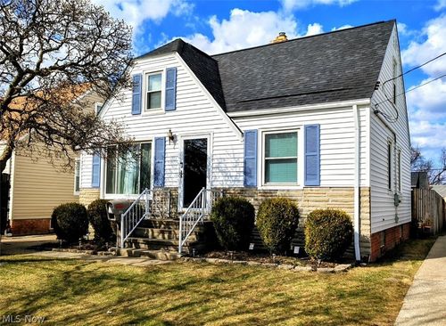 6308 Delora Ave, Brooklyn, OH, 44144-4228 | Card Image