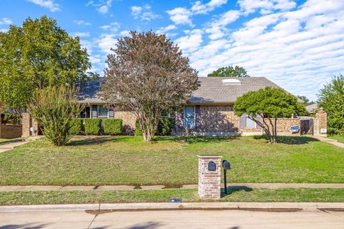 812 Saint Paul Ct, Richardson, TX, 75080-7305 | Card Image