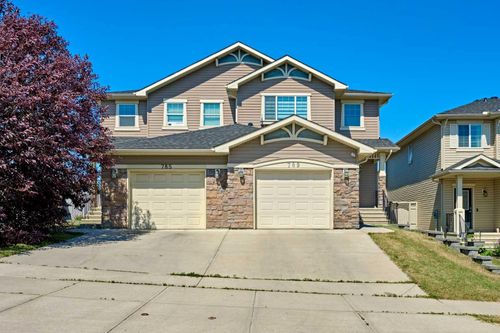 789 Panatella Blvd Nw, Home with 3 bedrooms, 3 bathrooms and 2 parking in Calgary AB | Card Image