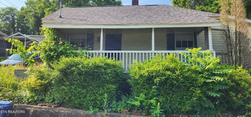 378 Church St, Jellico, TN, 37762-2412 | Card Image