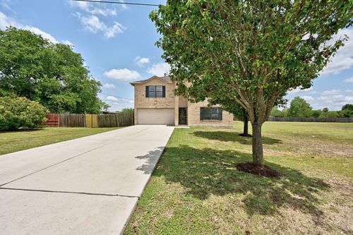 585 Siebert Dr, Kyle, TX, 78640-5109 | Card Image