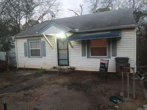 421 Main St, Hot Springs, AR, 71913-4950 | Card Image