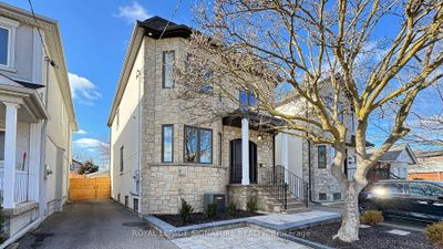 1134 Greenwood Ave, House other with 3 bedrooms, 4 bathrooms and 4 parking in East York ON | Image 1