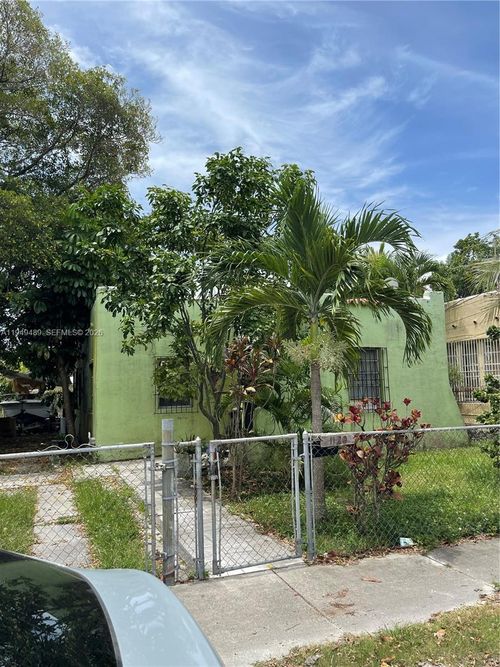 1120 Nw 31st St, Miami, FL, 33127-3622 | Card Image