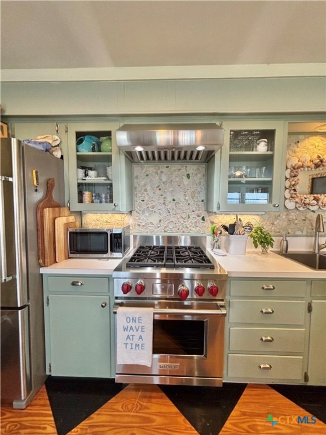 1007 N Washington St, House other with 3 bedrooms, 3 bathrooms and null parking in Port O Connor TX | Image 21