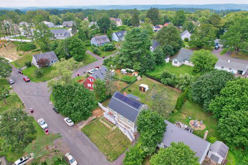 30 Warm Earth Rd, Naugatuck, CT, 06770-3532 | Card Image