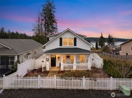 140 E Cedarland Ln, Allyn, WA, 98524-7605 | Card Image