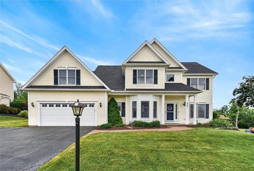 907 Taylor Rise, Victor, NY, 14564-8997 | Card Image