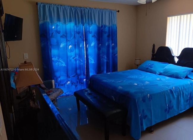 APT-108 - 18870 Nw 57 Th Ave, Condo with 2 bedrooms, 2 bathrooms and null parking in Hialeah FL | Image 18