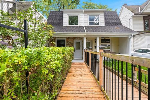 179 Oakcrest Ave, Toronto, ON, M4C1B8 | Card Image