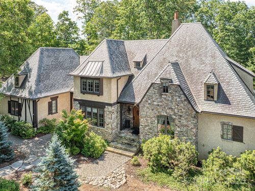 176 Valley Springs Rd, Asheville, NC, 28803-1867 | Card Image