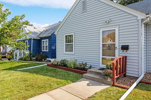 5757 23rd Ave S, Minneapolis, MN, 55417-2720 | Card Image