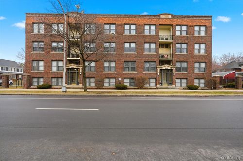 102-7740 Third Ave., Detroit, MI, 48202 | Card Image