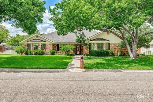 3222 Oak Mountain Trl, San Angelo, TX, 76904-7328 | Card Image