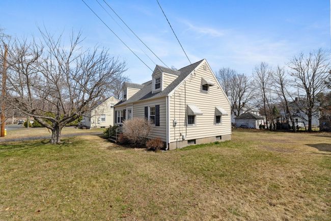 11 Fern St, House other with 4 bedrooms, 2 bathrooms and null parking in Windsor Locks CT | Image 30