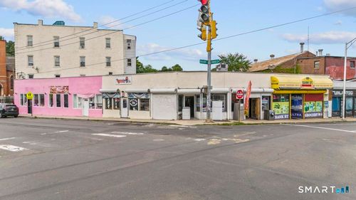 872 Bank St, Waterbury, CT, 06708-3832 | Card Image