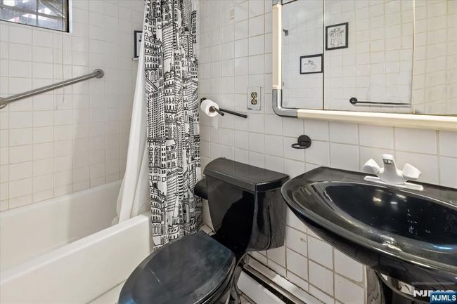 297 Genesee Ave, House other with 4 bedrooms, 3 bathrooms and null parking in Englewood NJ | Image 24