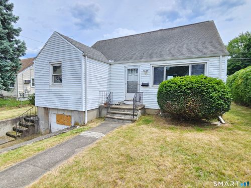 221 Truman St, Bridgeport, CT, 06606-4929 | Card Image