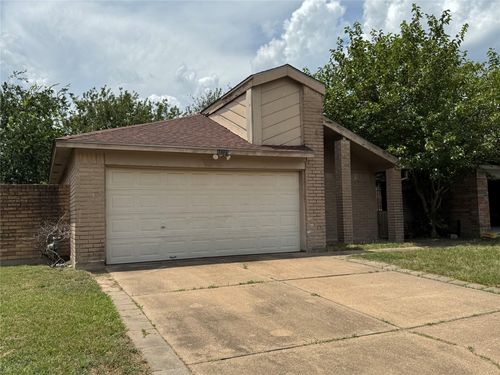 10727 Staghill Dr, Houston, TX, 77064-4037 | Card Image