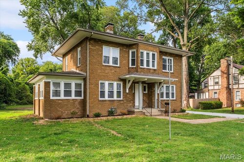 129 Orchard Dr, Belleville, IL, 62221-5516 | Card Image