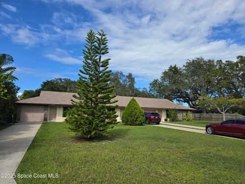b-910 Sunset Dr, Melbourne, FL, 32935-5838 | Card Image