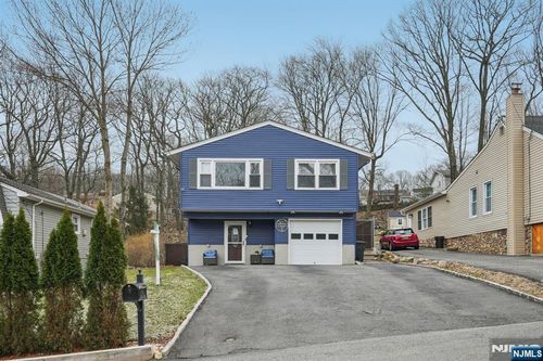 47 Cherokee Ave, ROCKAWAY, NJ, 07866-1127 | Card Image