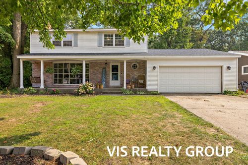 1689 Bonneville Dr, Norton Shores, MI, 49441-3705 | Card Image