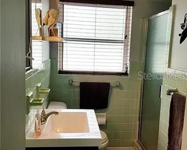 2153 Sunnyside Pl, House other with 3 bedrooms, 2 bathrooms and null parking in SARASOTA FL | Image 6