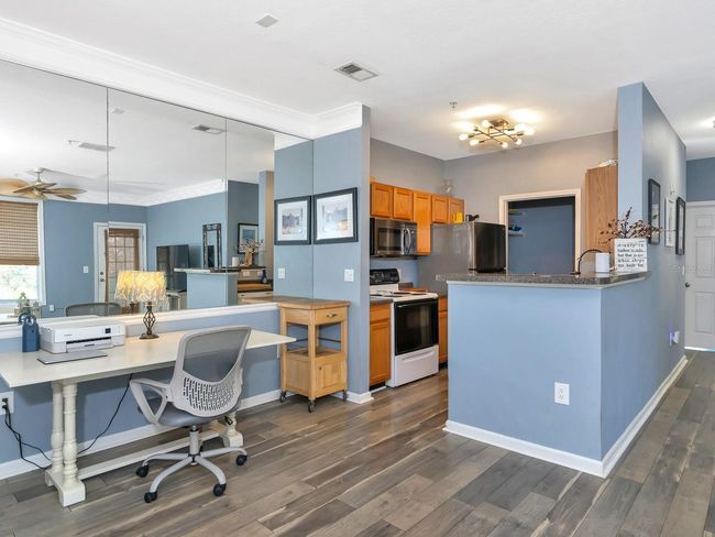APT-1811 - 4802 51 St St W, Condo with 2 bedrooms, 1 bathrooms and null parking in BRADENTON FL | Image 9