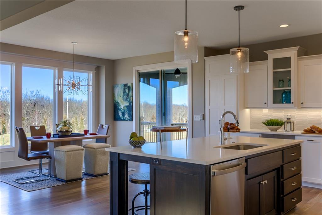 16697 W 165th Street, For Sale in Olathe Zoocasa