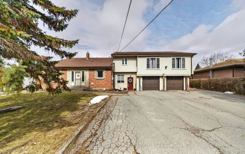 1704 Nash Rd, Courtice, ON, L1E2L8 | Card Image