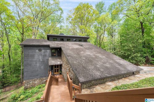 2430 Monte Vista Dr, Vestavia Hills, AL, 35216-4104 | Card Image