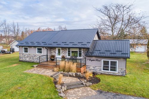 7 English Rd, Kawartha Lakes, ON, K0M2T0 | Card Image