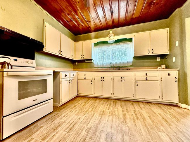 603 N Maple St, House other with 3 bedrooms, 2 bathrooms and null parking in Converse IN | Image 13