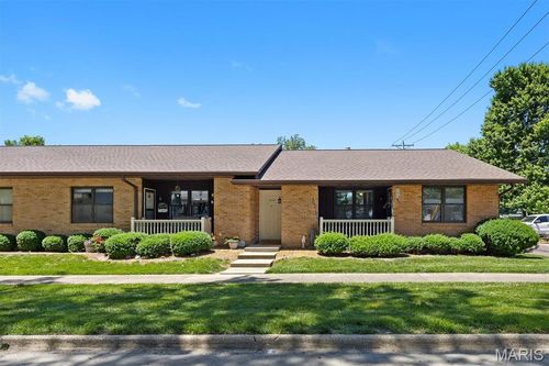a4-1314 Pine St, Highland, IL, 62249-2160 | Card Image