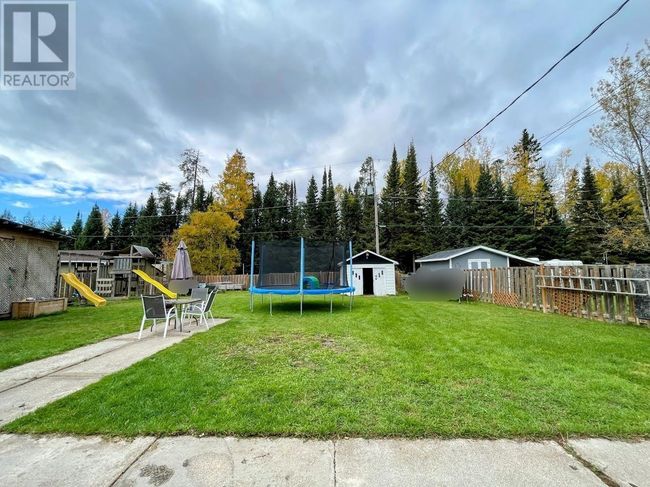 52 Matachewan Rd, Home with 4 bedrooms, 1 bathrooms and null parking in Manitouwadge ON | Image 34