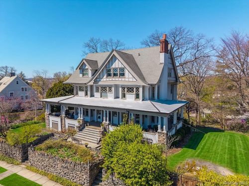 159 Corlies Ave, Pelham, NY, 10803-1901 | Card Image
