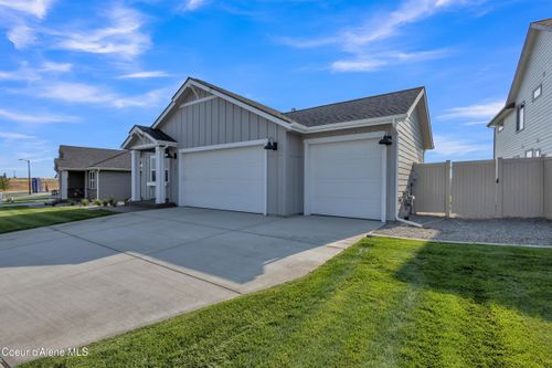 6981 N Coeur Terre Blvd, Coeur D Alene, ID, 83815-8030 | Card Image