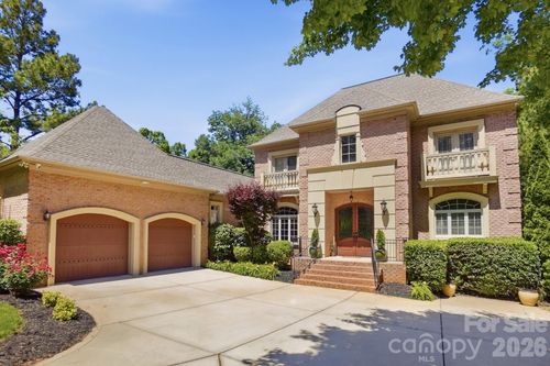 932 Thorn Ridge Ln, Lake Wylie, SC, 29710-6050 | Card Image