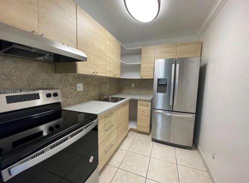 203-8421 Nw 8th St, Miami, FL, 33126-3755 | Card Image