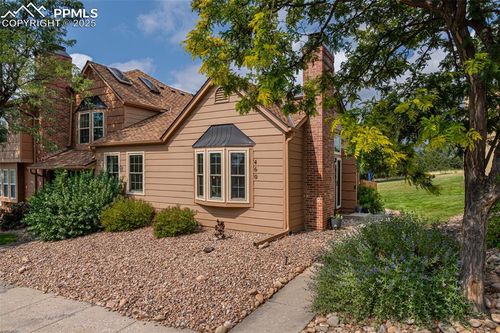32-460 Rolling Hills Dr, Colorado Springs, CO, 80919-1927 | Card Image