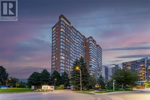 809-1276 Maple Crossing Blvd, Burlington, ON, L7S2J9 | Card Image